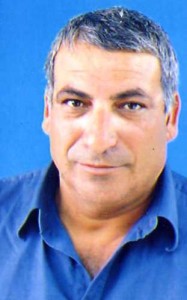 אורי מנג'ם ראש מועצה פרדס חנה-כרכור 2001-2003